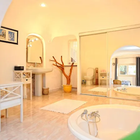 Casa Matteu Villa